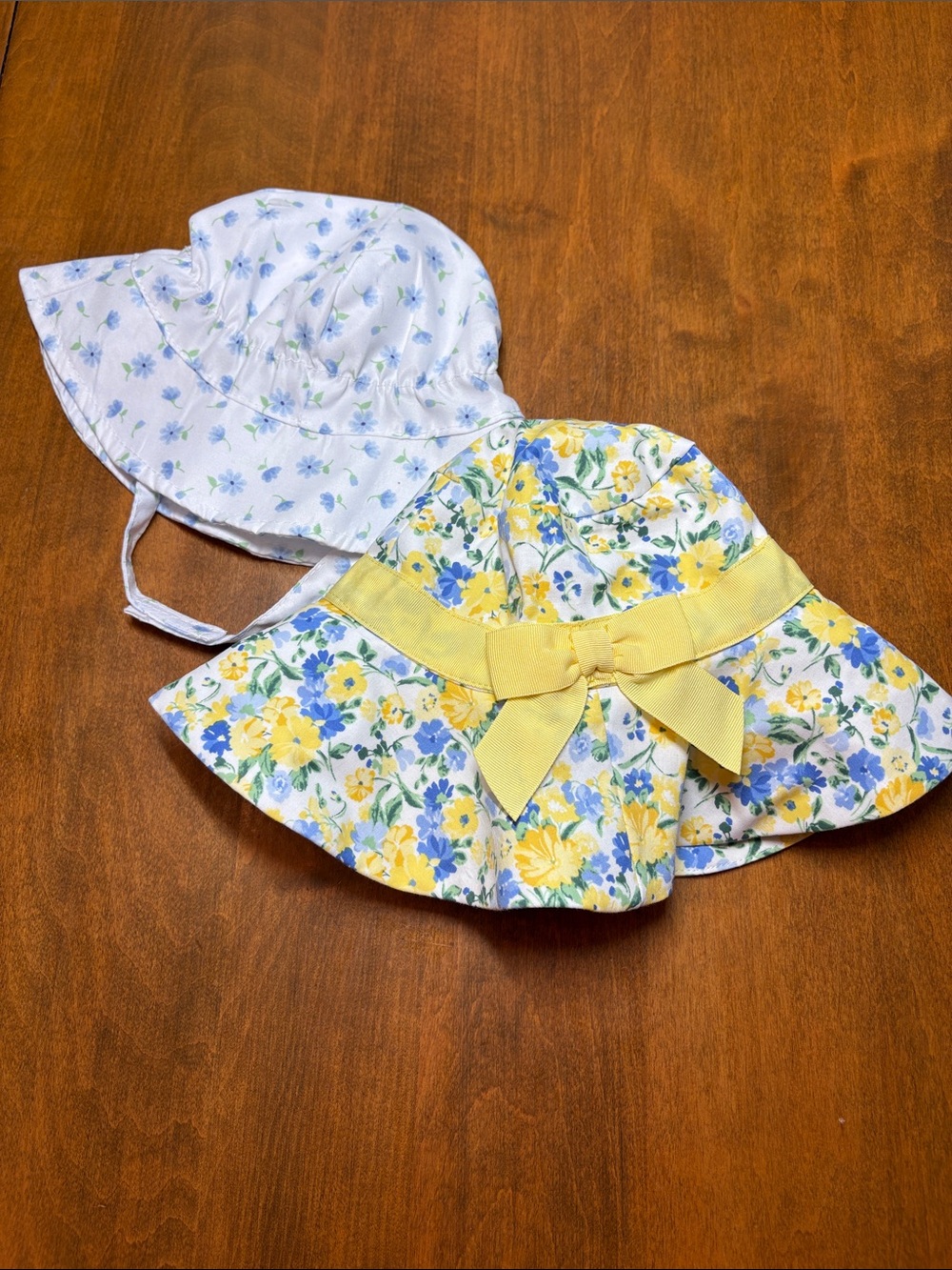 Lot of Janie & Jack + Modern Baby Floral Sun Hats in Yellow, Blue, & White